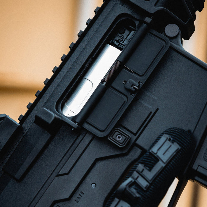 Hostile AEG Kit - RAZE CQB AEG Airsoft Gun +(Includes 9.6v Nunchuck & Charger)