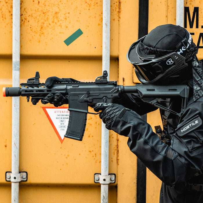 Hostile AEG Kit - RAZE CQB AEG Airsoft Gun +(Includes 9.6v Nunchuck & Charger)